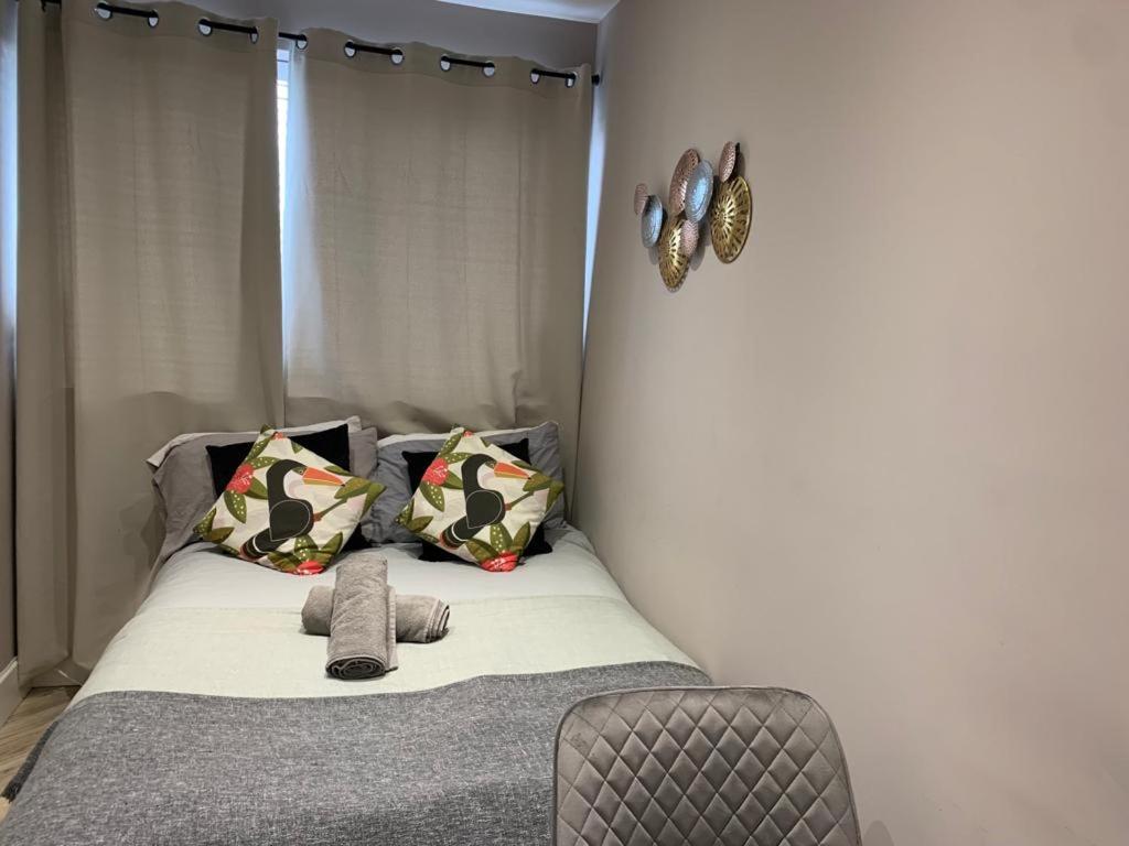 Cambridge Suites Harmondsworth Buitenkant foto